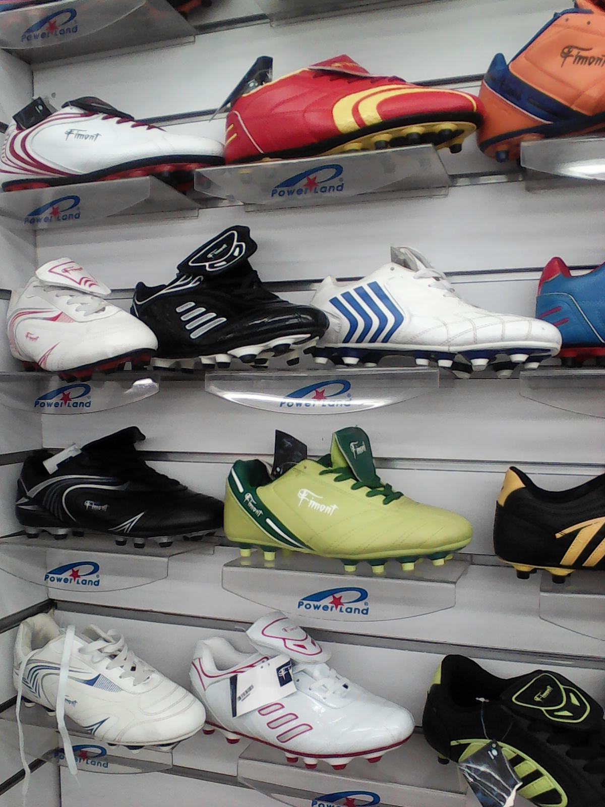 Tradesia Sports Equipment and Sports Kits Wholesalers Distributors of Sports Equipment