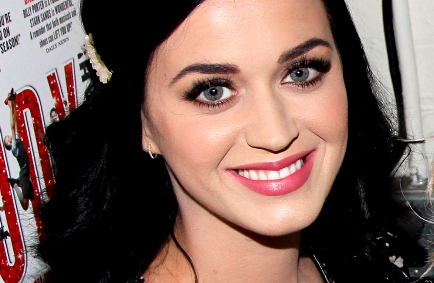 Katy Perry39s Vogue Cover See 39Firework39 Singer Without Makeup VIDEO