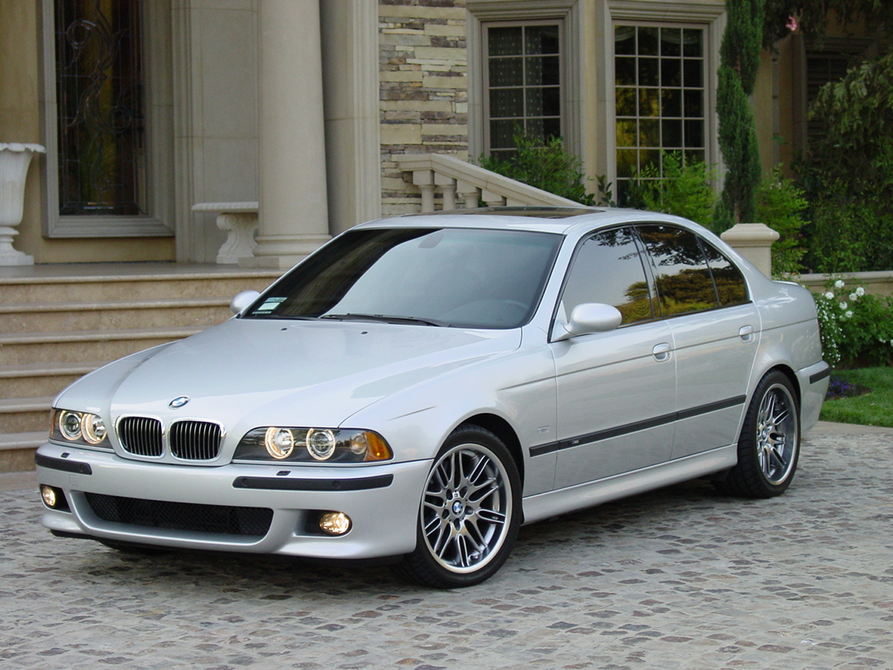 BMW E39 Best Cars For You
