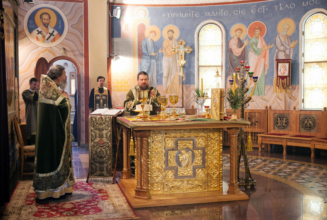 Why do Orthodox Christians pray facing East and why does the priest not