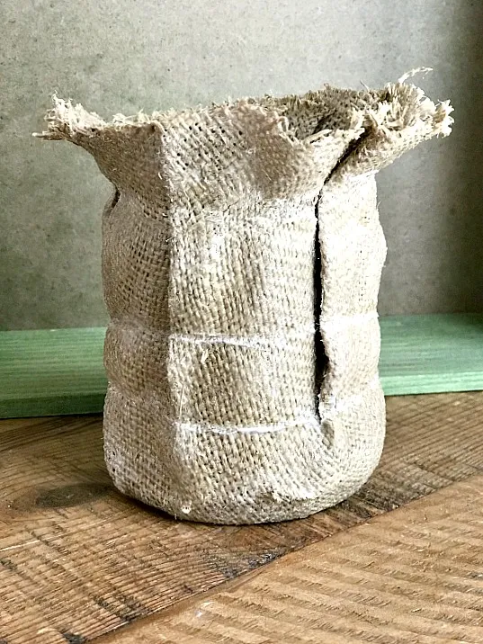 stiffened burlap