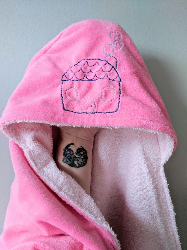 embroidered hooded baby towel