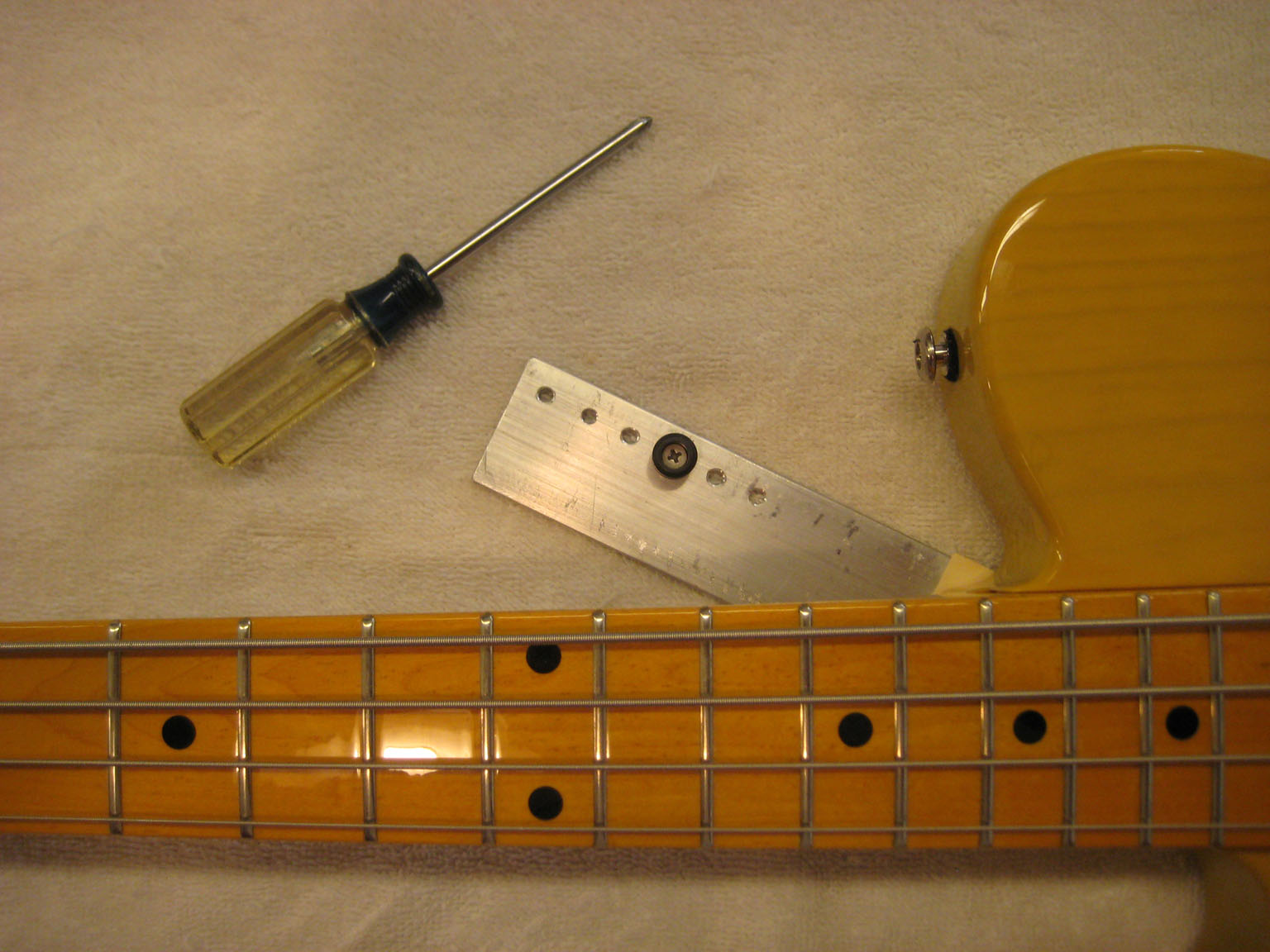 K6JCA Homebrew Horn Strapbutton Extender for the G&L ASAT Bass