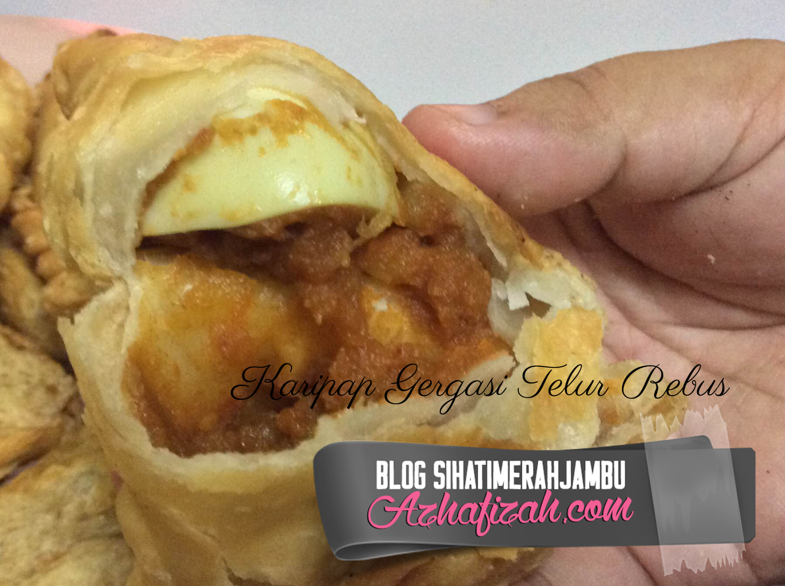 Karipap Gergasi Telur Rebus