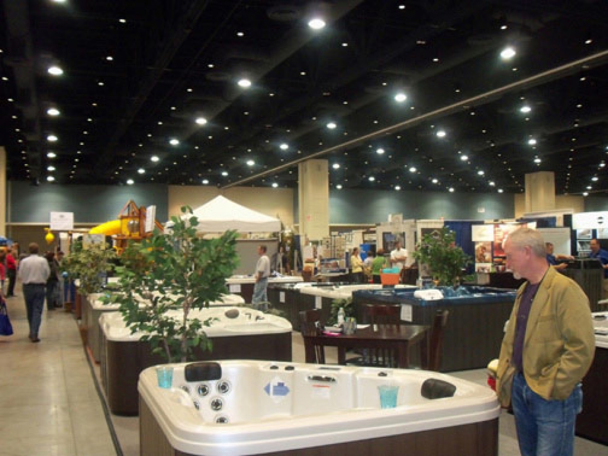 Hot Tub Tony's Please Buy That Hot Tub at a Hot Tub Show! (A Must Read)