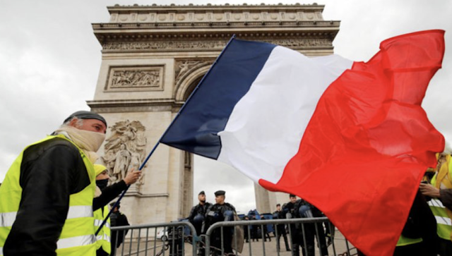 Yellow vest 'ultimatum' rally turns violent in Paris