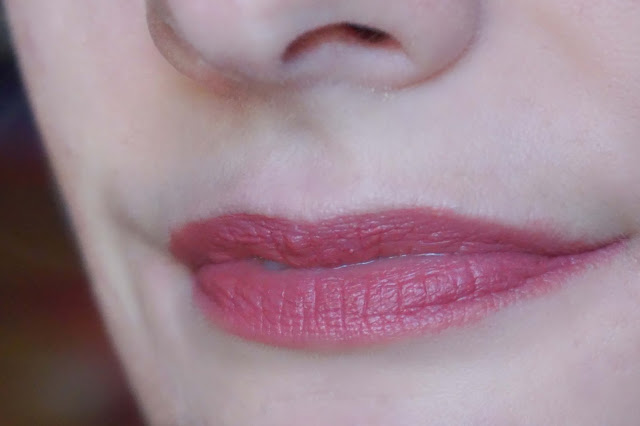 Lipstick Kiko Velvet Mat Strawberry Pink Swatch