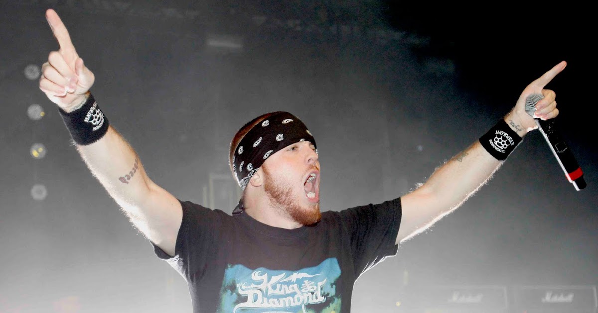 Jamey jasta. Группа hatebreed. Hatebreed jamey jasta. The lost chapters джейми джаста. Джаста зета.