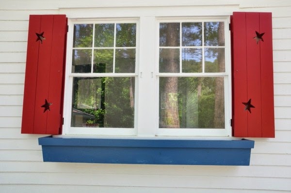 Shutters in wood &#8211; protection and style!