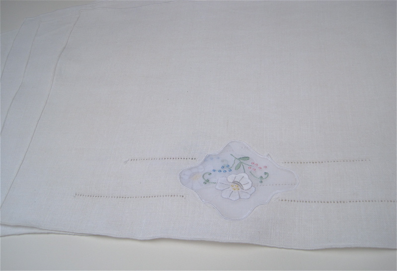 Tea With Friends Teatime Giveaway 22 Shadow work linen placemats