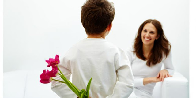 Sebaiknya Dua Warna Bunga Ini Tidak Boleh Diberikan Kepada Ibu Sebaiknya Dua Warna Bunga Ini Tidak Boleh Diberikan Kepada Ibu