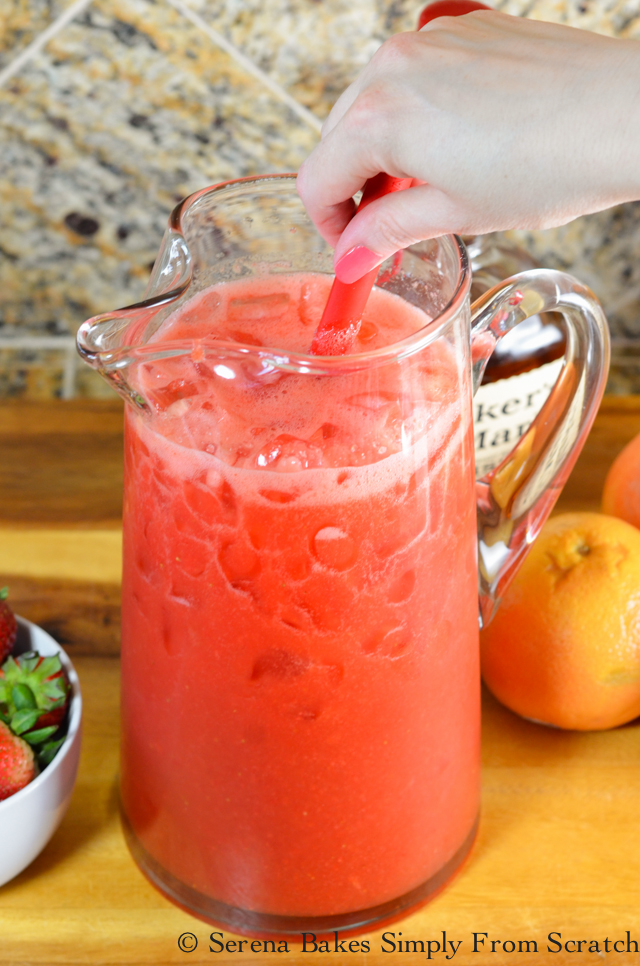 Strawberry-Grapefruit-Whiskey-Iced-Tea-Stir.jpg