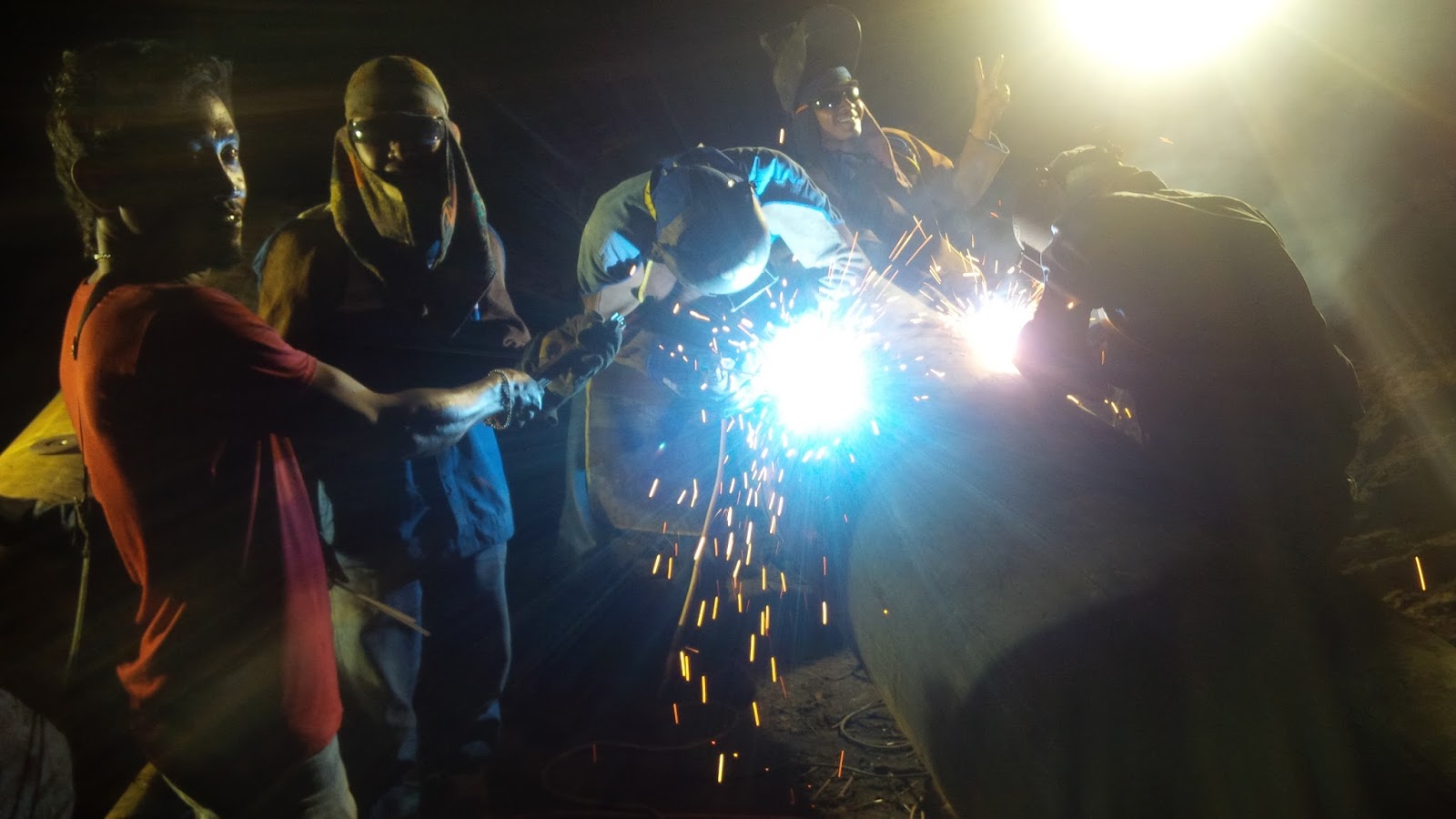 MUARA KARANG GAS PIPELINE PROJECT Fabrikasi Golden Joint KP15 Plumpang