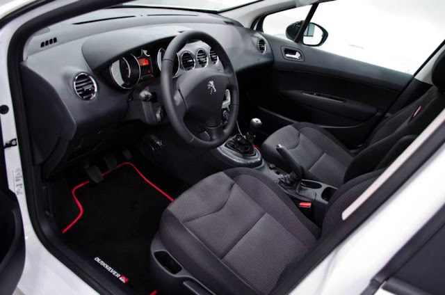 Peugeot 308 QuikSilver  - interior