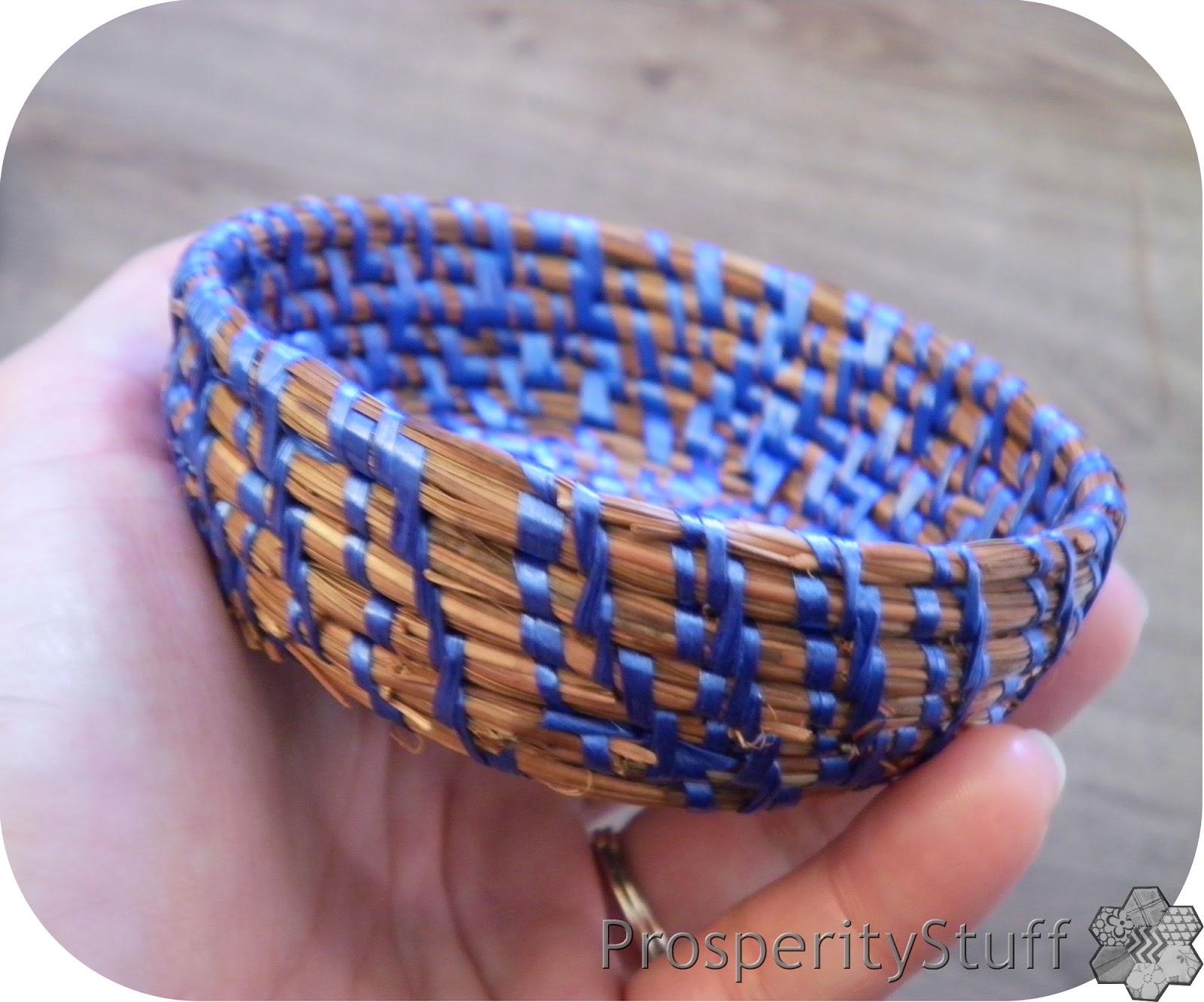 ProsperityStuff Quilts The Blue Pine Straw Basket