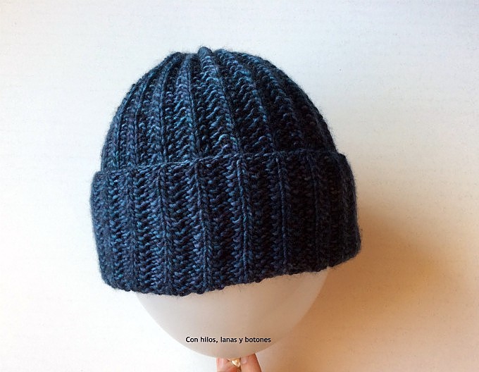 Con hilos, lanas y botones: Gorro Boyfriend Set