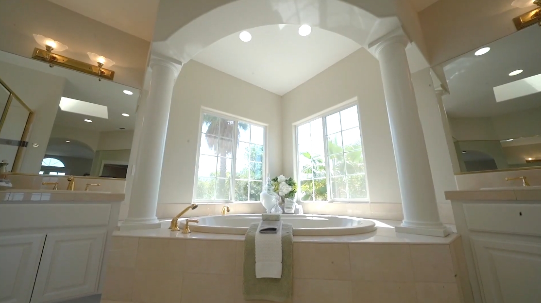 Tour 18584 Sobey Rd, Saratoga, CA vs. 28 Interior Design Photos