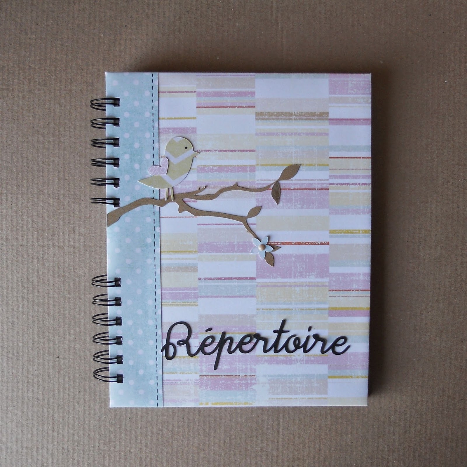 MON CARNET De Contacts: Carnet Spécial Adresse & Téléphone, A Compléter