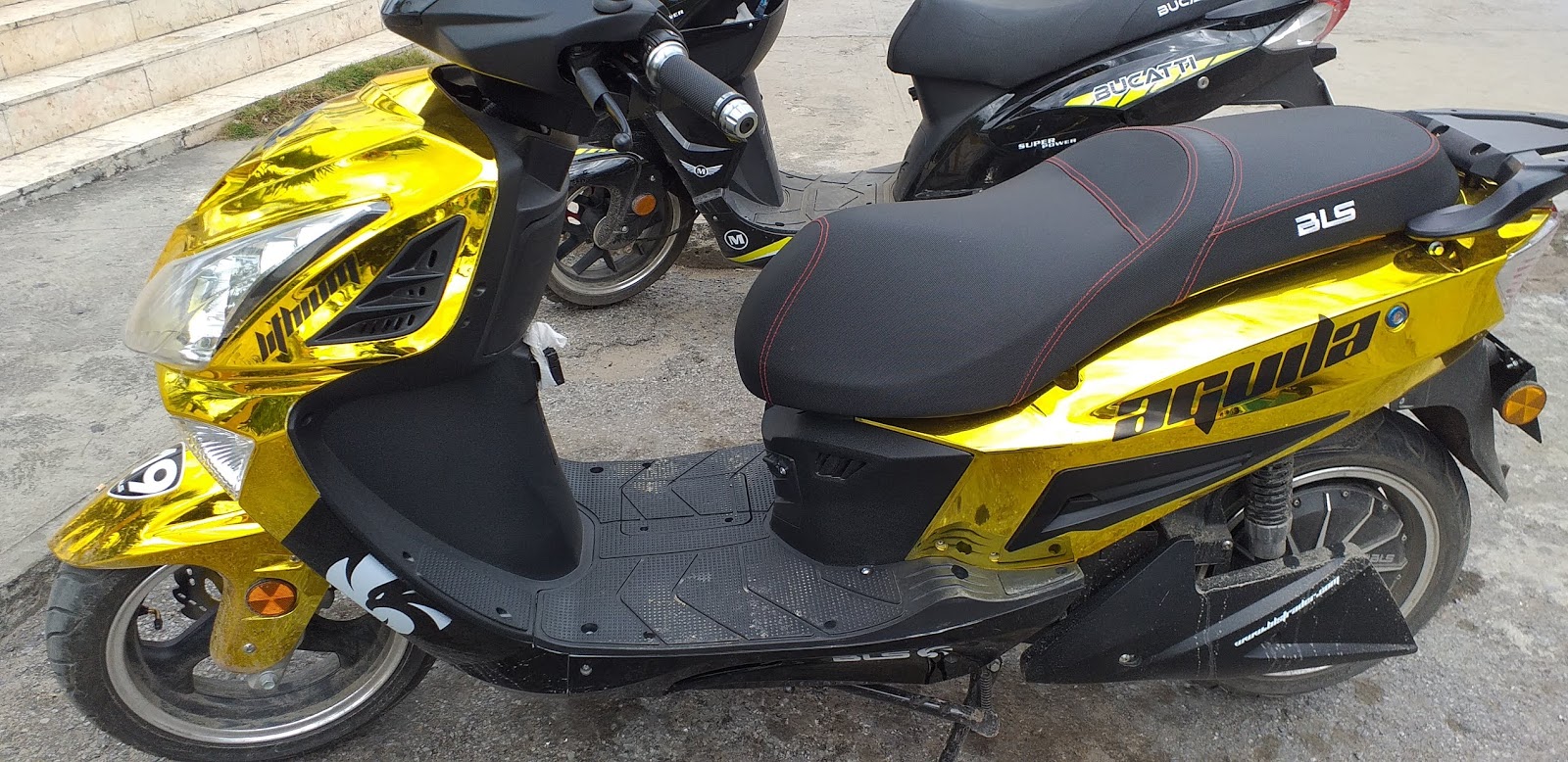 CUBA;UN'ISOLA NEL SOLE SCOOTER ELETTRICI