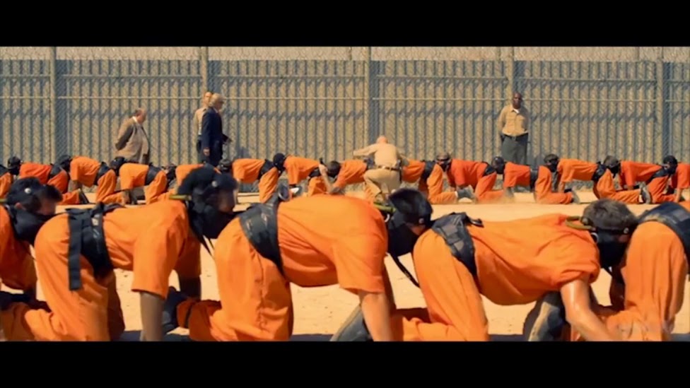 REAL MOVIE NEWS The Human Centipede III (Final Sequence) Review