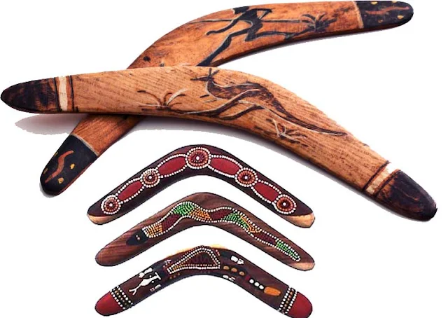 Gambar Boomerang senjata suku Aborigin Australia