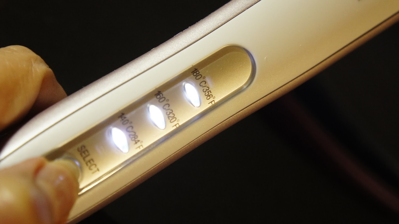 Hair Straightener Brush by Kingdom Cares Let Me Review That For You!