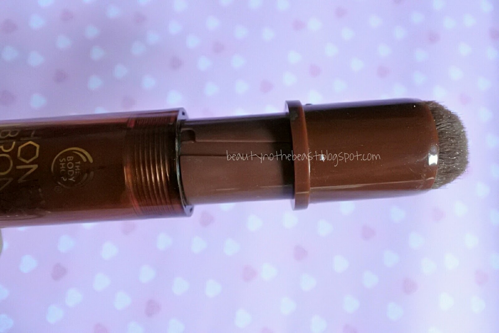 REVIEW The Body Shop Bronze Honey Brilliant Powder JEJAK AFRA