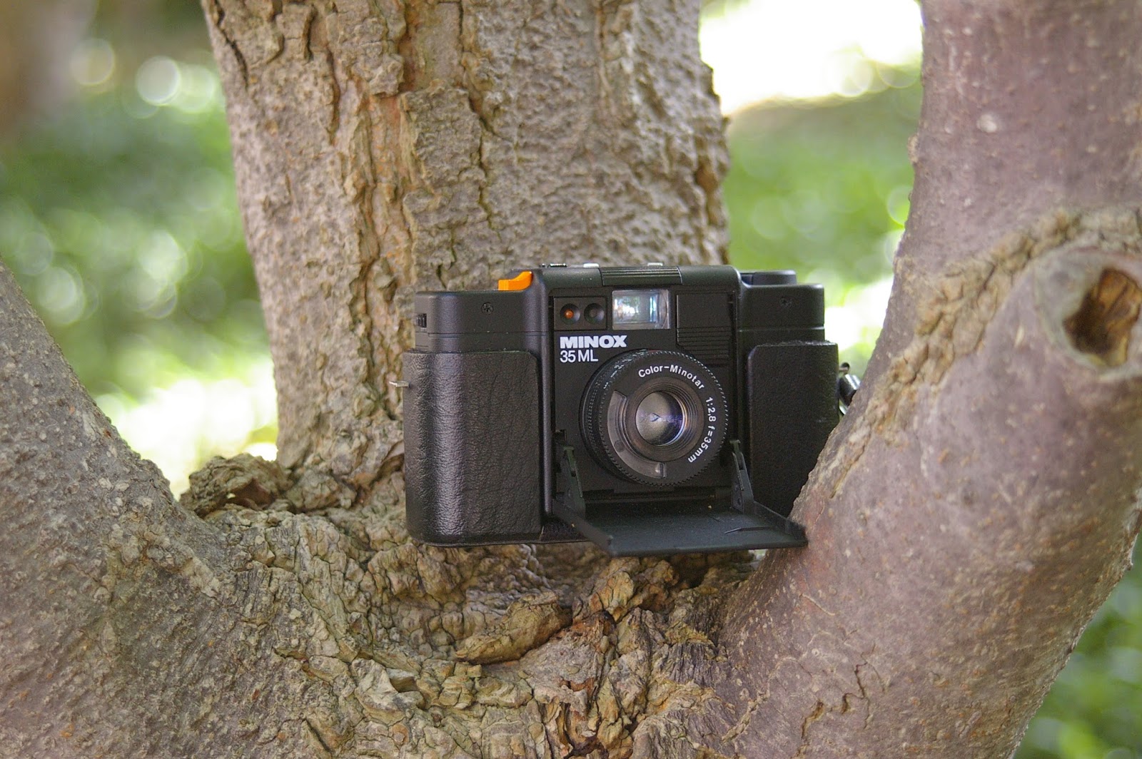A Quirky Guy with a Camera: Agent Double-0-Thirty Five: The Minox 35ML