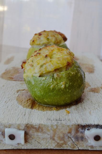 Ricetta zucchine donde ripiene con menta Ricetta zucchine donde ripiene con menta