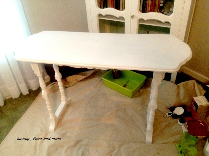 Vintage, Paint and more.. white painted table, painting with DIY chalk paint, upcycling a thrifted table