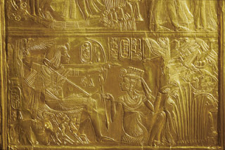 Hieroglyfy ve zlatě/publikováno z http://www.ancientegyptonline.co.uk/dvd.html
