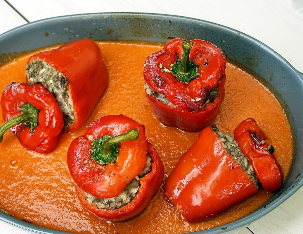 stuttgartcooking: Gefüllte Paprika mit Reis und Tomaten-Sauce ...