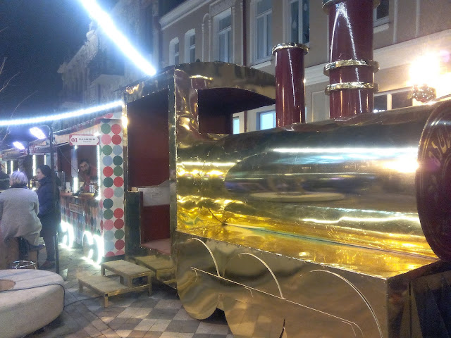 En Marjanishvili se instala un mercadillo navideño muy guay