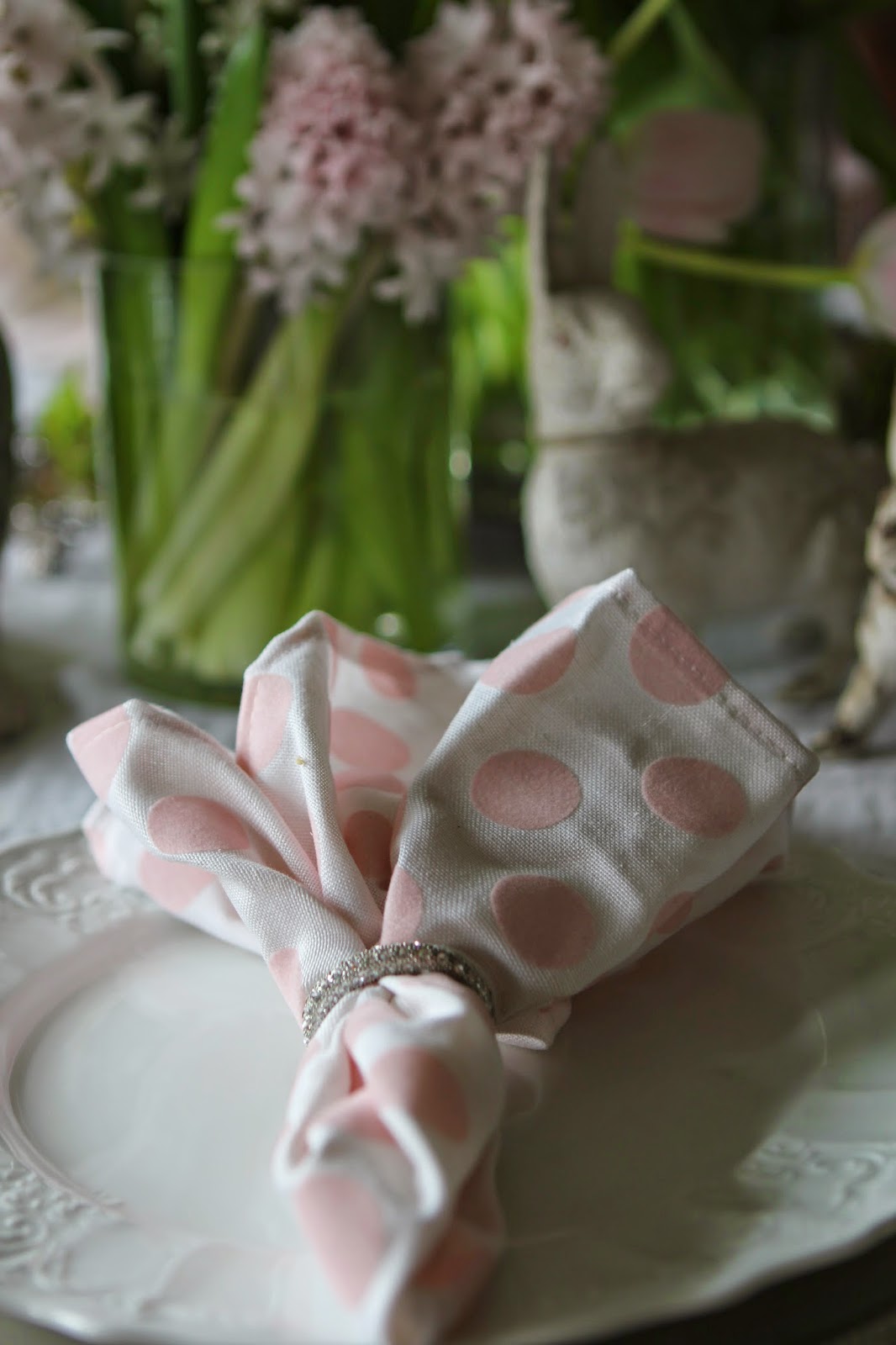 Romancing the Home Easter Day Festivities