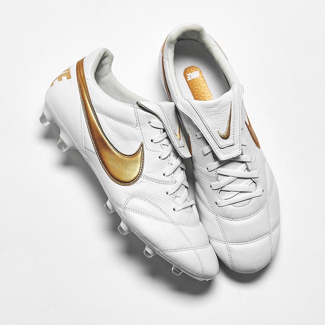 Happy Birthday, Ronaldinho - White / Gold Nike Premier II 2018 Boots ...