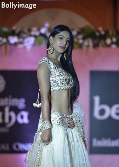 nia sharma ramp walk nia sharma ramp walk