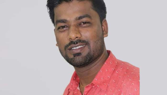 Rape threatening to spread the video of bathing in Comilla কুমিল্লায় গোসলের ভিডিও ইন্টারনেটে ছড়ানোর ভয় দেখিয়ে ধর্ষন