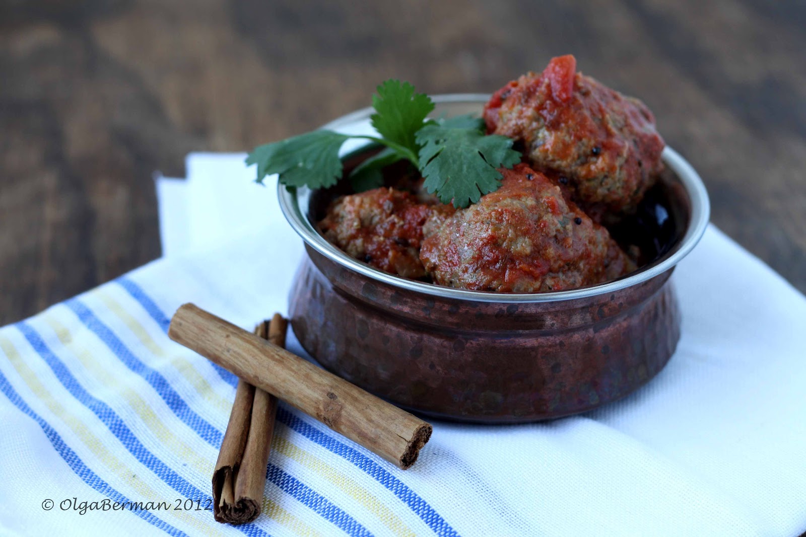 Mango & Tomato Indian Lamb Balls in Tomato Sauce