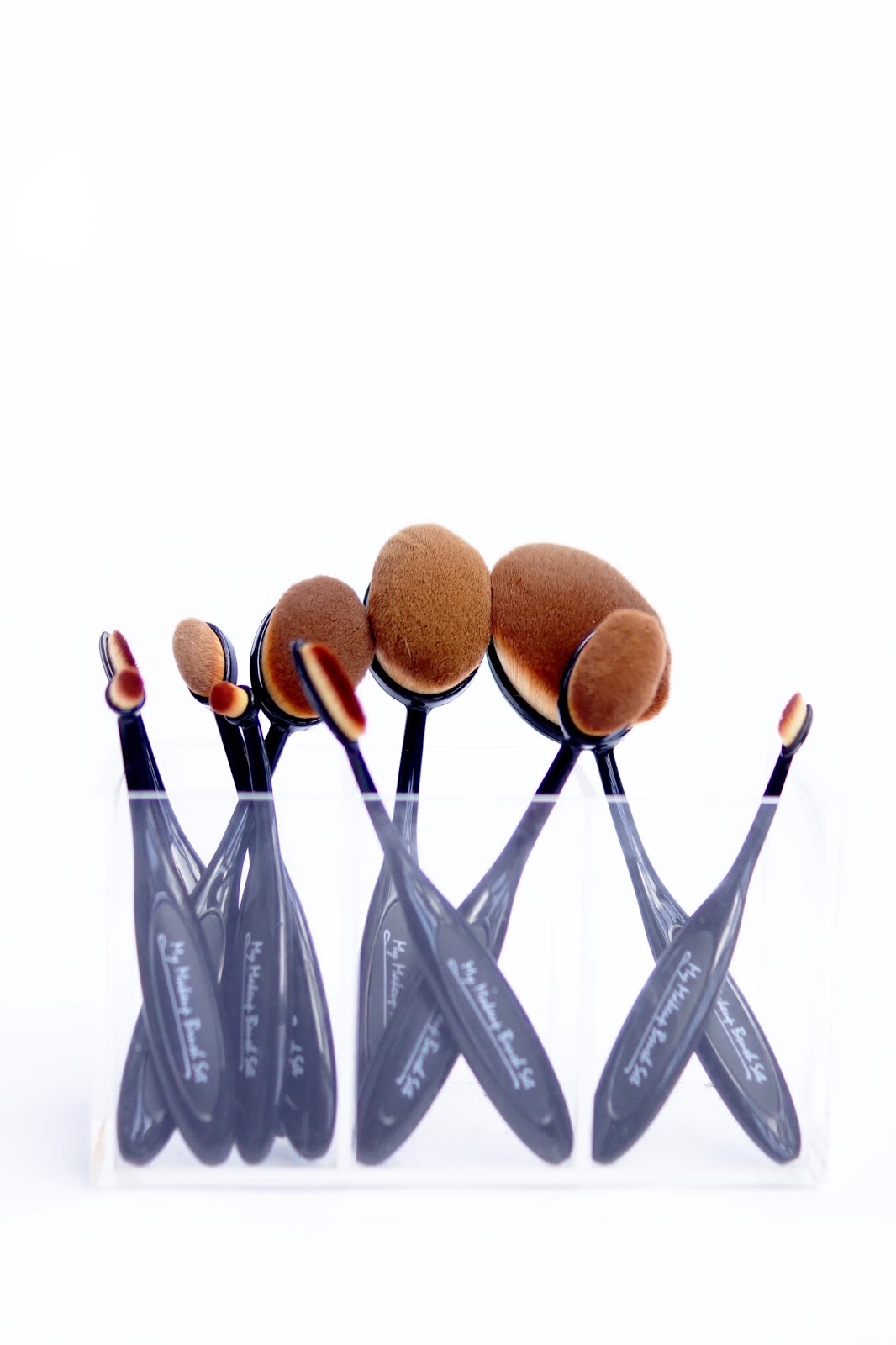ARTIS OVAL BRUSHES £20 DUPE SET? Barely There Beauty A Lifestyle Blog from the Home Counties