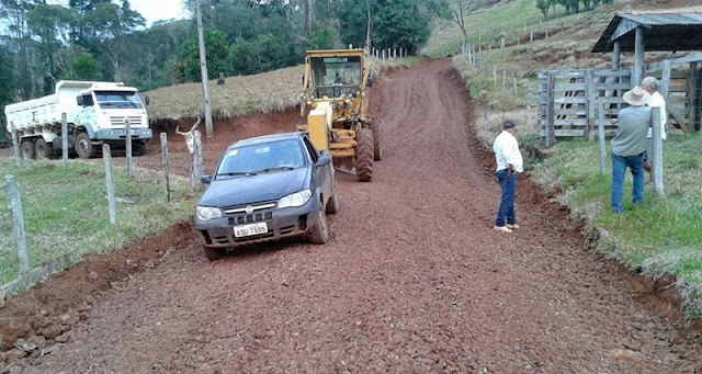 Roncador: Prefeitura continua trabalhos de recuperação de estradas rurais