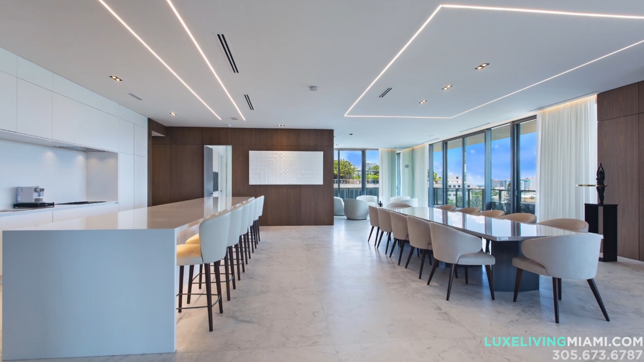 28 Photos vs. APOGEE 701 South of 5th Street Miami - Luxury Condo & Interior Design Tour
