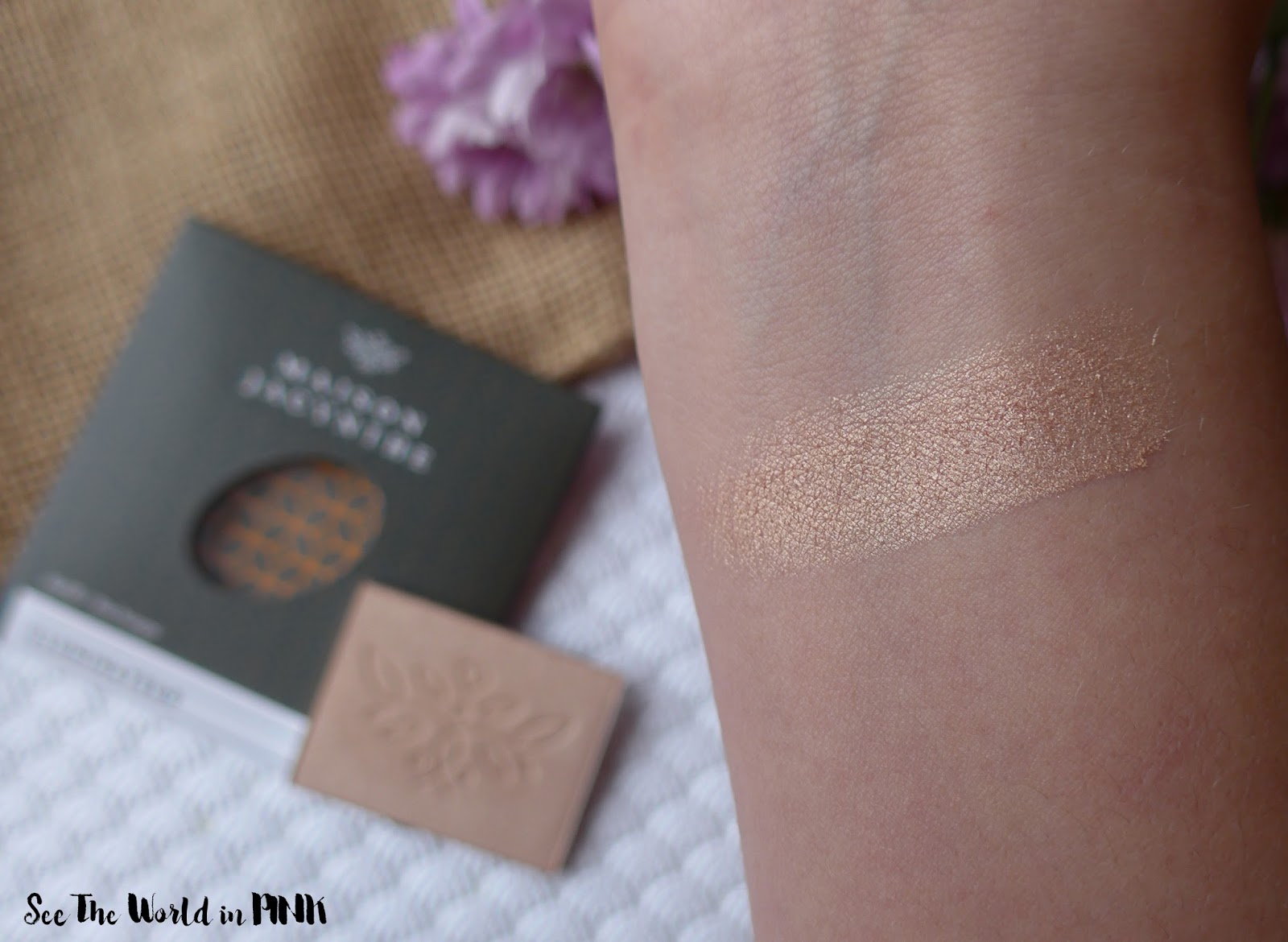 Maison Jacynthe Makeup - Foundation and Illuminator Try-on, Swatches and Reviews! 