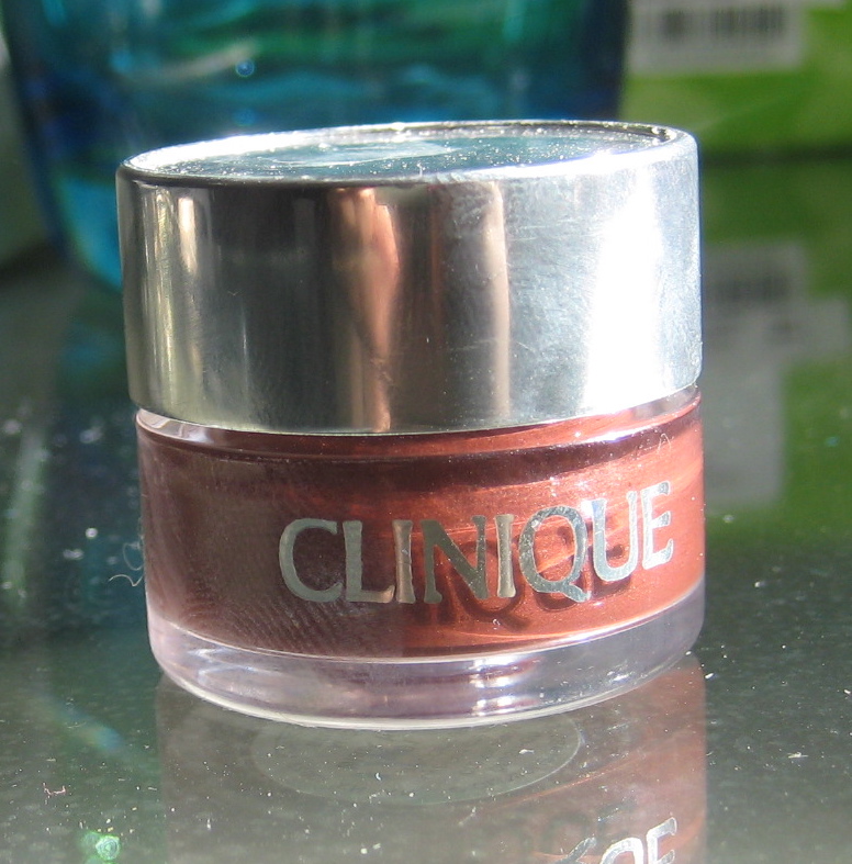 Lovesong for My Lipgloss Clinique Black Honey Brush on Cream Liner