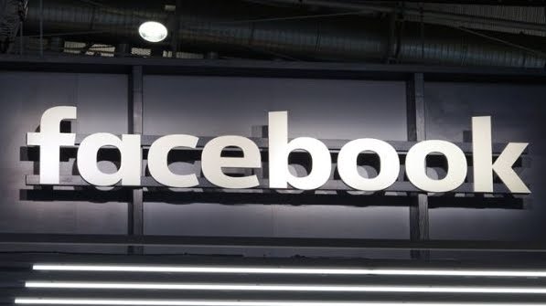 Facebook: lo scandalo provoca la caduta libera in Borsa