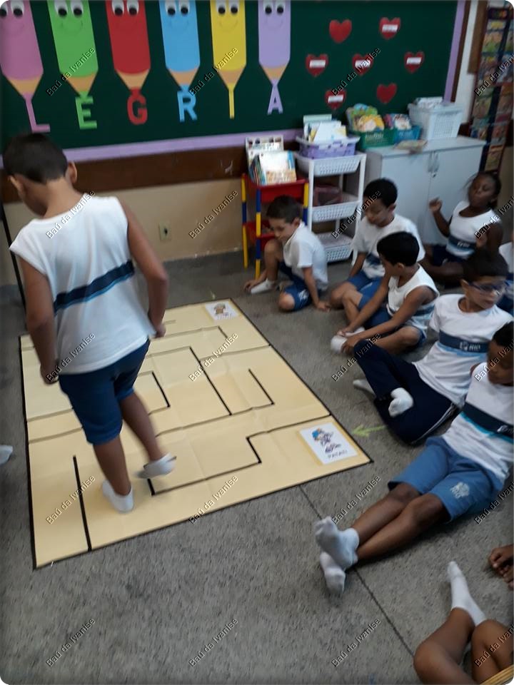 jogo educativo infantil - um labirinto. tarefa de desenvolvimento