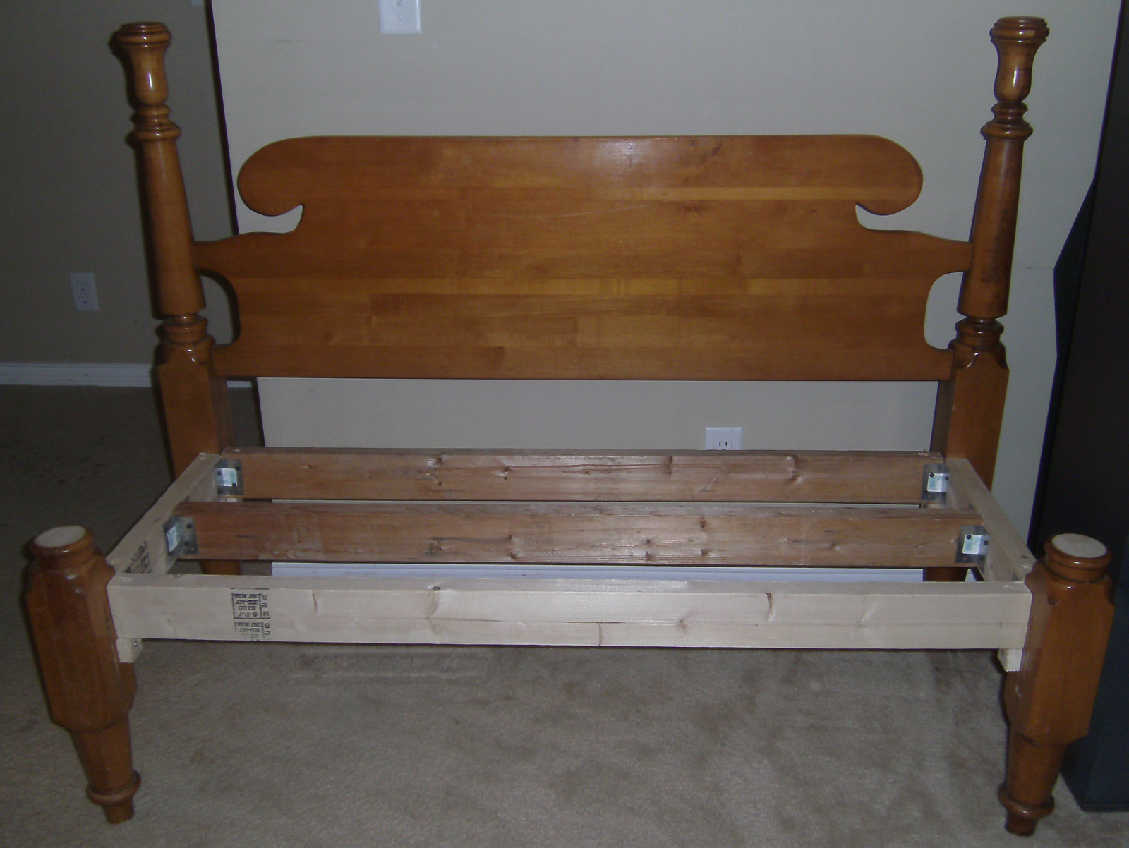 Simply Mommy Head & Footboard Bench Tutorial