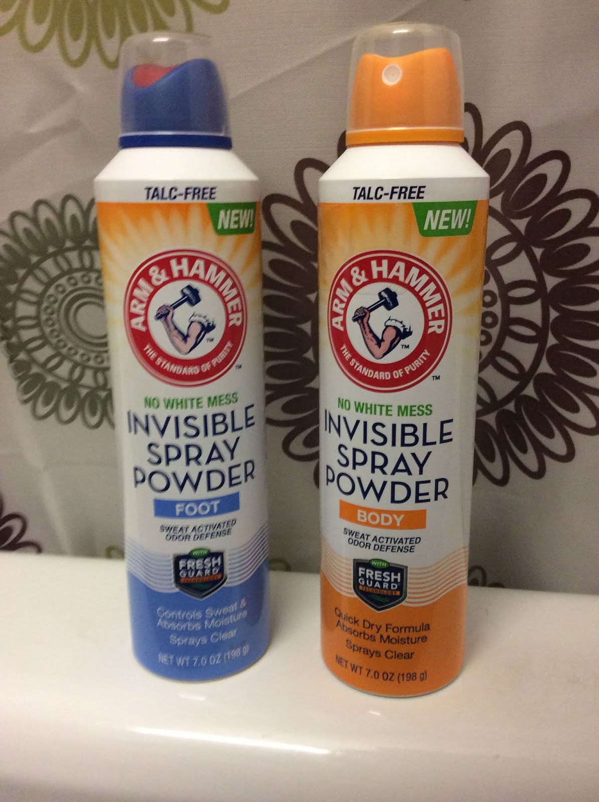 Heck Of A Bunch ARM & HAMMER™ Invisible Spray Powders Review