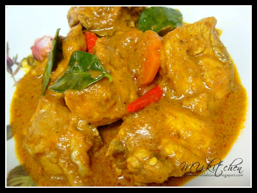 MY Kitchen MY Kitchen MY Kitchen: Ayam Masak Gulai Limau Purut