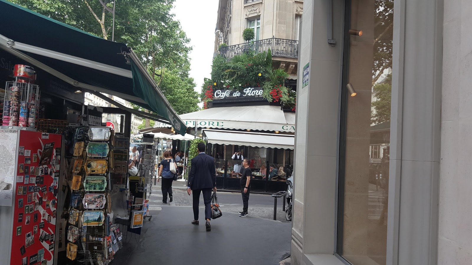 Foodoptions and Flavours A walk along Boulevard St. Germain, Paris