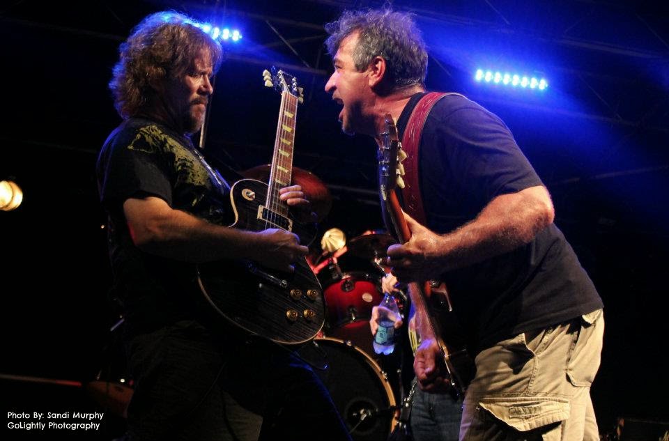 Dave Dipietro and Kenny Dubman jamming on stage together!